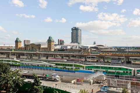 Photo 43 at 438 - 5 Hanna Avenue, Niagara, Toronto