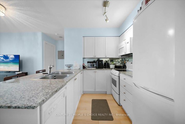 Photo 10 at 1504 - 2121 Lake Shore Boulevard W, Mimico, Toronto