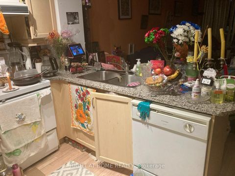 Photo 8 at 2008 - 8 Rean Drive, Bayview Village, Toronto