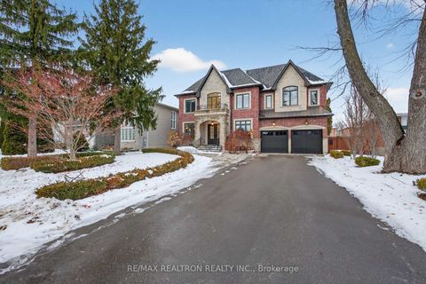 Photo 2 at 74 Yongehurst Road, North Richvale, Richmond Hill