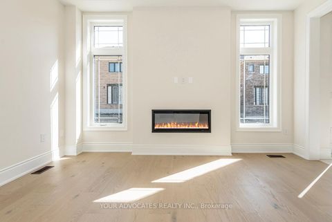 Photo 10 at 125 Timber Creek Boulevard, Kleinburg, Vaughan