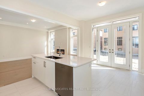 Photo 12 at 125 Timber Creek Boulevard, Kleinburg, Vaughan