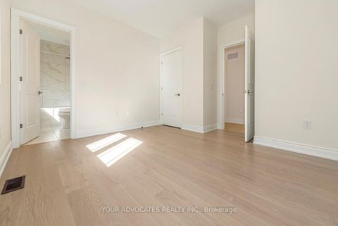 Photo 23 at 125 Timber Creek Boulevard, Kleinburg, Vaughan