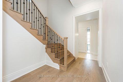 Photo 3 at 137 Timber Creek Boulevard, Kleinburg, Vaughan