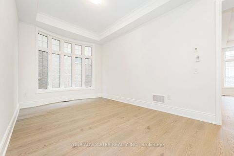 Photo 7 at 137 Timber Creek Boulevard, Kleinburg, Vaughan