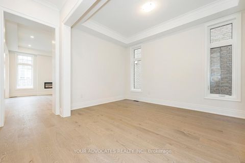 Photo 8 at 137 Timber Creek Boulevard, Kleinburg, Vaughan