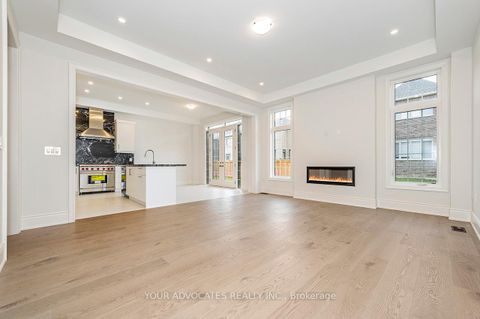 Photo 11 at 137 Timber Creek Boulevard, Kleinburg, Vaughan