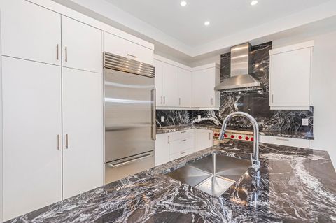 Photo 13 at 137 Timber Creek Boulevard, Kleinburg, Vaughan