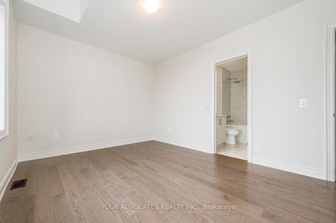 Photo 20 at 137 Timber Creek Boulevard, Kleinburg, Vaughan