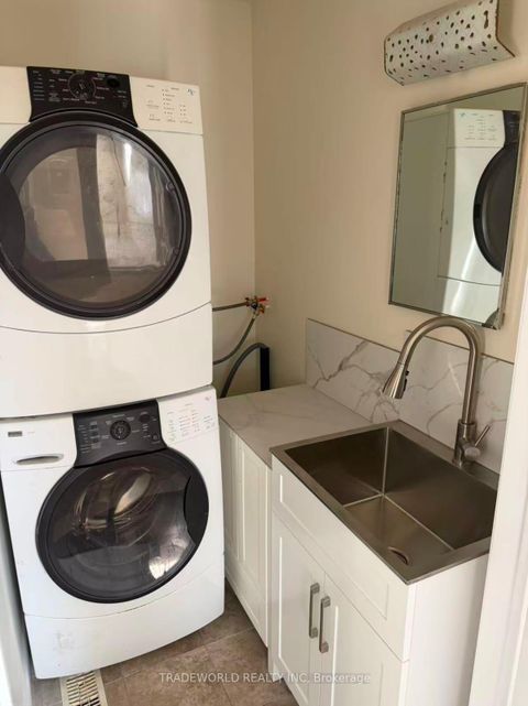 Photo 14 at 7 Fluellen Drive, L'Amoreaux, Toronto