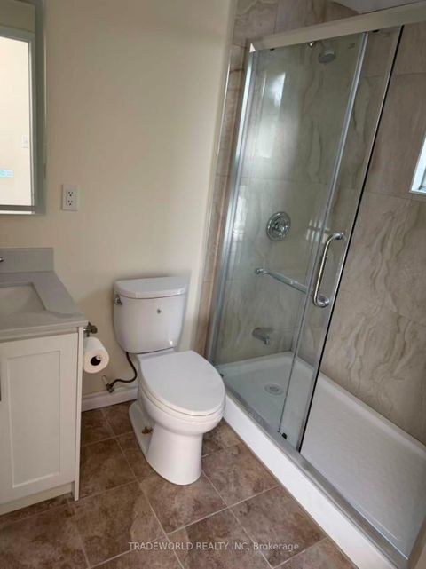 Photo 19 at 7 Fluellen Drive, L'Amoreaux, Toronto