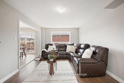 Photo 2 at 2104 Galloway Street, Alcona, Innisfil