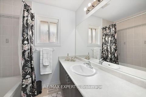 Photo 17 at 2104 Galloway Street, Alcona, Innisfil