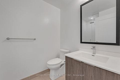 Photo 8 at 527 - 1 Belsize Drive, Mount Pleasant West, Toronto