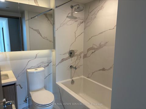 Photo 27 at 4802 - 1 Concord Cityplace Way, Waterfront Communities C1, Toronto