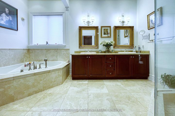 Photo 22 at 95 Naughton Drive, Westbrook, Richmond Hill