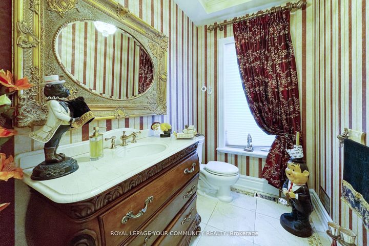 Photo 24 at 95 Naughton Drive, Westbrook, Richmond Hill