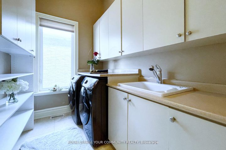 Photo 25 at 95 Naughton Drive, Westbrook, Richmond Hill