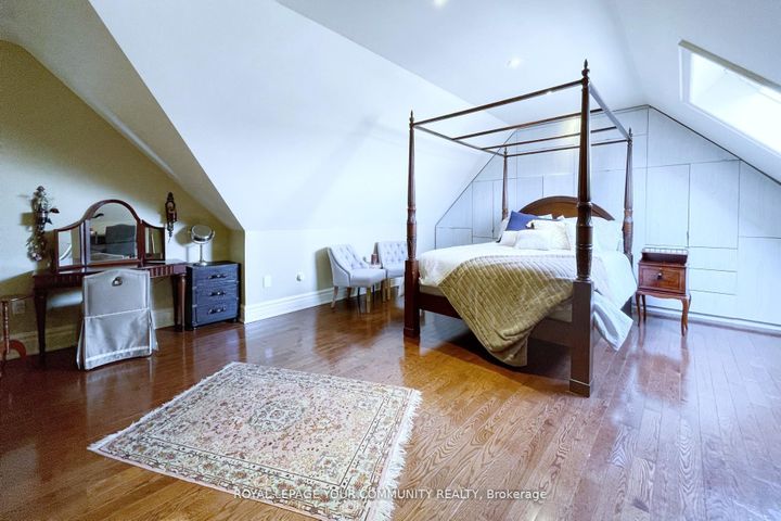 Photo 29 at 95 Naughton Drive, Westbrook, Richmond Hill