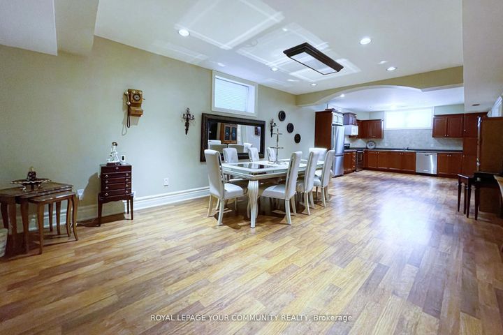 Photo 36 at 95 Naughton Drive, Westbrook, Richmond Hill