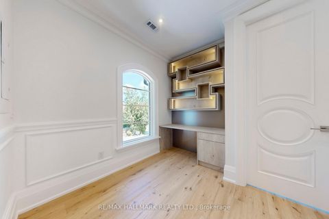 Photo 34 at 150 Olde Bayview Avenue, Oak Ridges Lake Wilcox, Richmond Hill