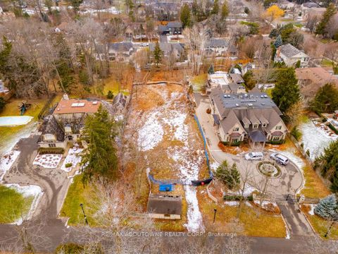 Photo 5 at 408 Lakeshore Road W, SW Southwest, Oakville