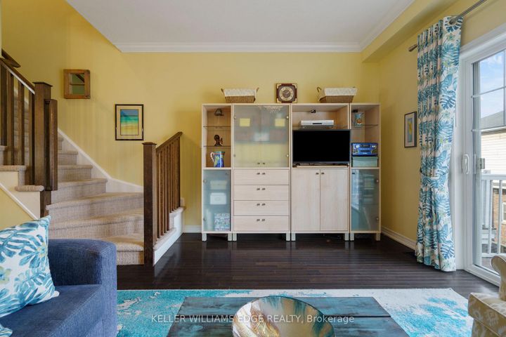 Photo 10 at 46 - 337 Beach Boulevard, Hamilton Beach, Hamilton