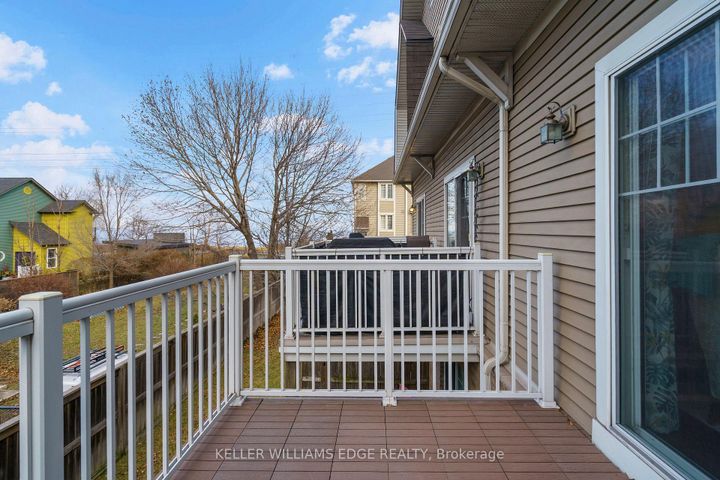 Photo 13 at 46 - 337 Beach Boulevard, Hamilton Beach, Hamilton