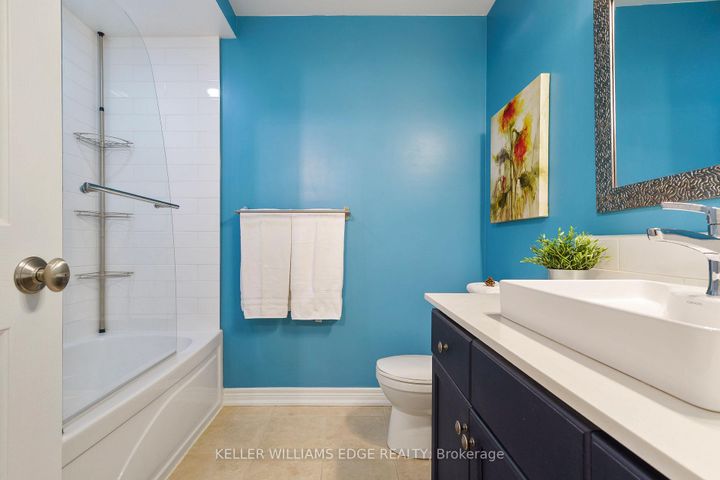 Photo 19 at 46 - 337 Beach Boulevard, Hamilton Beach, Hamilton