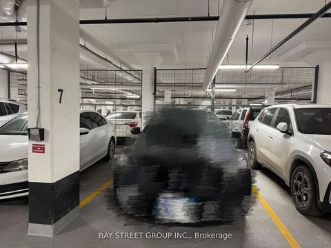 Photo 19 at 5 - 150 Flemington Road, Glen Park, Toronto