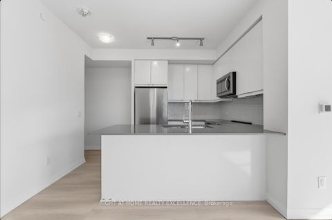 Photo 3 at 1824 - 3270 SHEPPARD Avenue E, Sullivan, Toronto