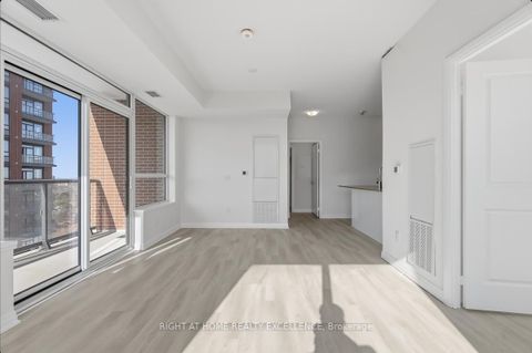 Photo 8 at 1824 - 3270 SHEPPARD Avenue E, Sullivan, Toronto