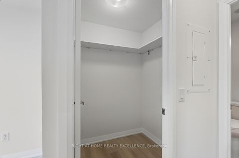 Photo 14 at 1824 - 3270 SHEPPARD Avenue E, Sullivan, Toronto