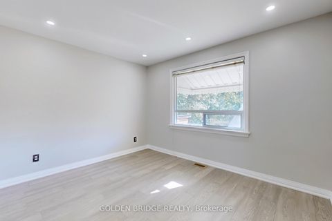 Photo 7 at 438 Centre Street E, Crosby, Richmond Hill