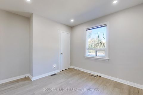 Photo 13 at 438 Centre Street E, Crosby, Richmond Hill