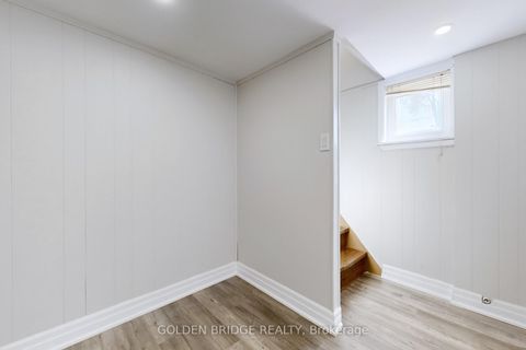 Photo 17 at 438 Centre Street E, Crosby, Richmond Hill