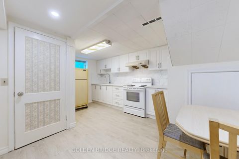 Photo 22 at 438 Centre Street E, Crosby, Richmond Hill