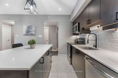 Photo 6 at 603 - 300 Essa Road, 400 West, Barrie