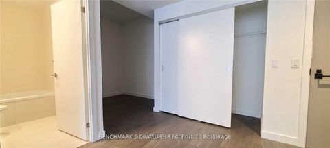 Photo 5 at 615 - 2A Church Street, Waterfront Communities C8, Toronto