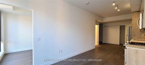 Photo 12 at 615 - 2A Church Street, Waterfront Communities C8, Toronto