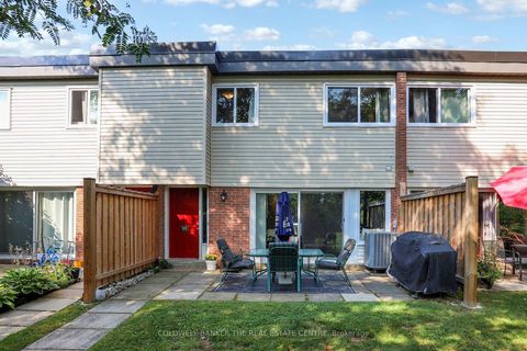 Photo 24 at 195 Milestone Crescent, Aurora Village, Aurora