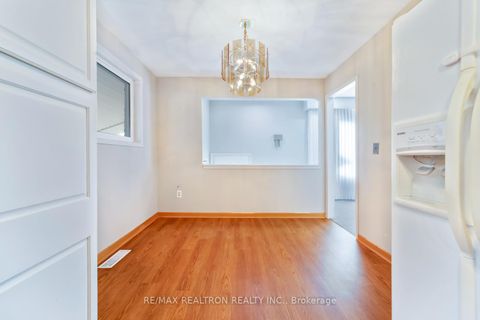 Photo 19 at 85 Thorncliffe Street, Donevan, Oshawa