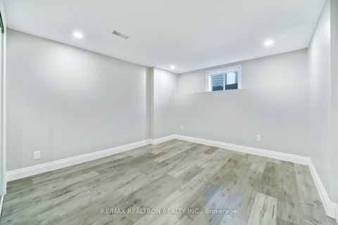 Photo 33 at 85 Thorncliffe Street, Donevan, Oshawa