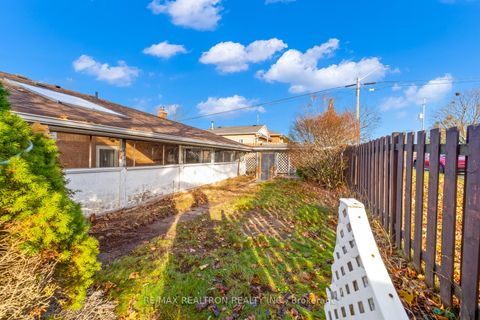 Photo 38 at 85 Thorncliffe Street, Donevan, Oshawa