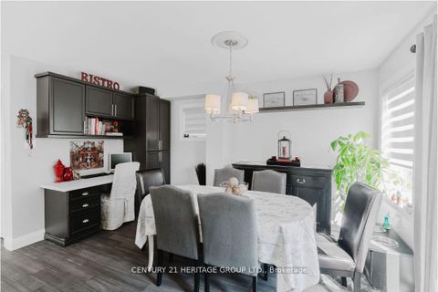 Photo 14 at 147 Pentland Crescent, Maple, Vaughan