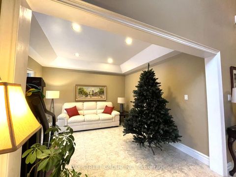 Photo 3 at 17 Dunvegan Drive, South Richvale, Richmond Hill