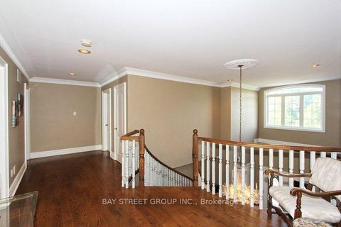 Photo 11 at 17 Dunvegan Drive, South Richvale, Richmond Hill