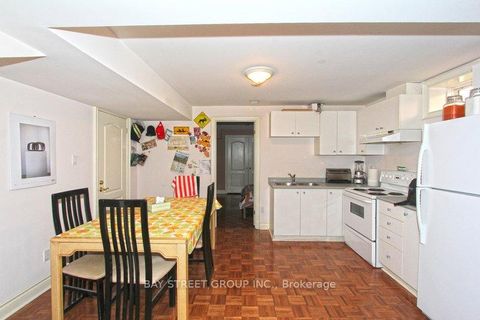Photo 22 at 17 Dunvegan Drive, South Richvale, Richmond Hill