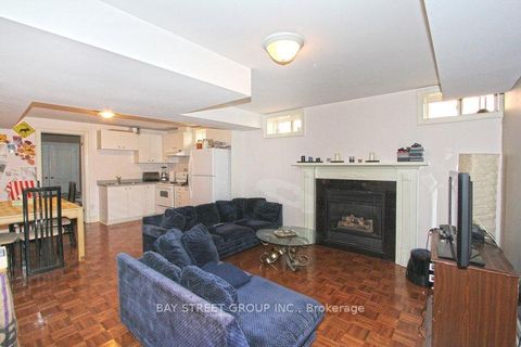 Photo 23 at 17 Dunvegan Drive, South Richvale, Richmond Hill