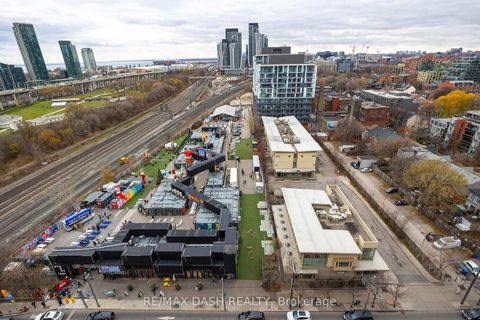Photo 1 at 1508W - 27 Bathurst Street, Waterfront Communities C1, Toronto